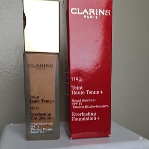 Clarins Paris Everlasting Foundation+ SPF 15 In Cappuccino 114 30ml